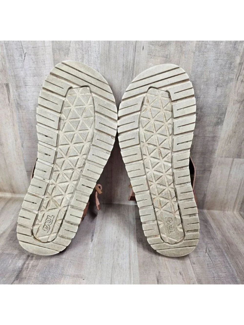 Teva Womans Size 6 Platform Indio Whip Pink Sandals Adjustable Straps - Picture 8 of 10